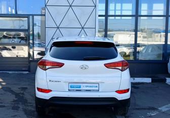 Подержанный автомобиль Hyundai Tucson 2017 года (6 фото)