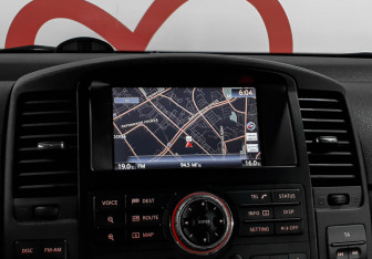 Подержанный автомобиль Nissan Pathfinder 2014 года (14 фото)