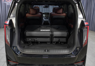 Подержанный автомобиль GAC M8 2023 года (9 фото)