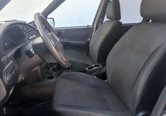 Подержанный автомобиль Chevrolet Niva 2017 года (10 фото)