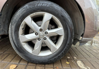 Подержанный автомобиль Nissan Murano Suv 2012 года (14 фото)