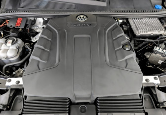 Подержанный автомобиль Volkswagen Touareg 2018 года (9 фото)