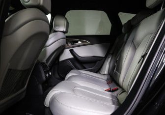 Подержанный автомобиль Audi A6 allroad 2012 года (11 фото)