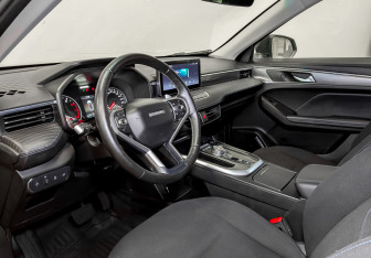 Подержанный автомобиль Haval Jolion 2023 года (15 фото)