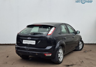 Подержанный автомобиль Ford Focus Hatchback 2010 года (5 фото)