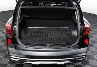 Подержанный автомобиль Kia Seltos 2020 года (10 фото)