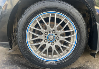 Подержанный автомобиль Toyota Auris Hatchback 2008 года (9 фото)