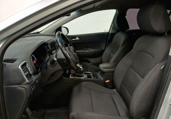 Подержанный автомобиль Kia Sportage 2016 года (20 фото)