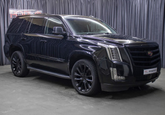 Подержанный автомобиль Cadillac Escalade Suv 2019 года (3 фото)