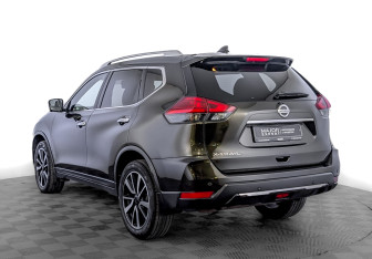 Подержанный автомобиль Nissan X-Trail 2021 года (7 фото)