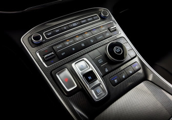 Подержанный автомобиль Hyundai Santa Fe 2022 года (29 фото)