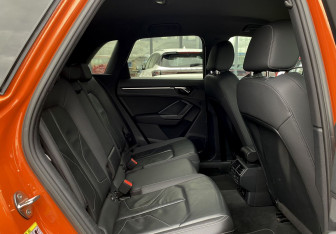 Подержанный автомобиль Audi Q3 2020 года (27 фото)