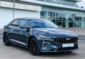 Подержанный автомобиль Geely Preface 2024 года (3 фото)