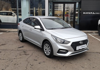 Подержанный автомобиль Hyundai Solaris Sedan 2019 года (3 фото)