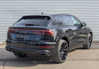 Новый Audi Q8 2025 (2 фото)