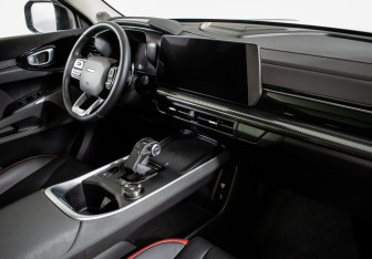 Подержанный автомобиль Haval H3 2024 года (11 фото)