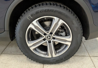 Подержанный автомобиль Mercedes-Benz GLC Coupe 2021 года (12 фото)