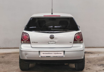 Подержанный автомобиль Volkswagen Polo Hatchback 2008 года (6 фото)