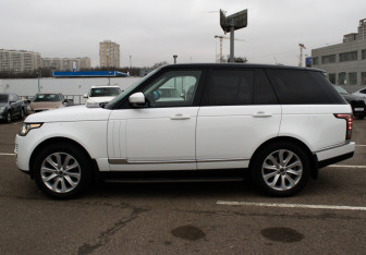Подержанный автомобиль Land Rover Range Rover 2014 года (8 фото)