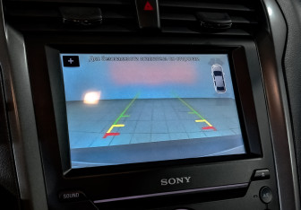 Подержанный автомобиль Ford Mondeo Sedan 2017 года (25 фото)