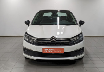 Подержанный автомобиль Citroen C4 Sedan 2021 года (2 фото)