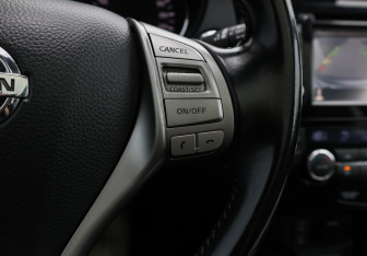 Подержанный автомобиль Nissan Qashqai 2014 года (17 фото)