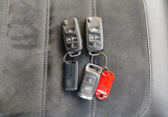 Подержанный автомобиль Volkswagen Multivan 2019 года (18 фото)