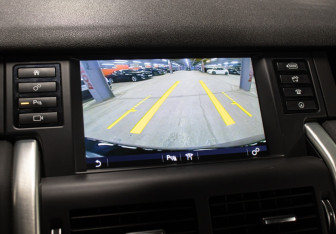 Подержанный автомобиль Land Rover Discovery Sport 2018 года (20 фото)