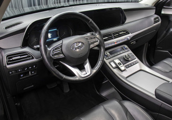 Подержанный автомобиль Hyundai Palisade 2021 года (18 фото)