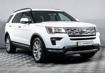 Подержанный автомобиль Ford Explorer 2018 года (3 фото)