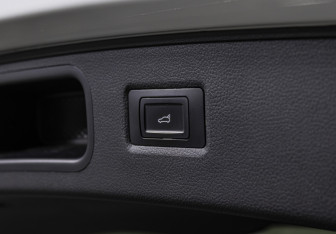 Подержанный автомобиль Voyah Free 2022 года (21 фото)