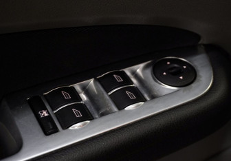 Подержанный автомобиль Ford Focus Sedan 2009 года (15 фото)