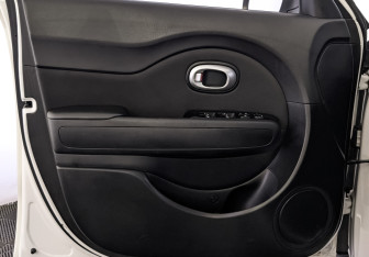 Подержанный автомобиль Kia Soul 2019 года (19 фото)
