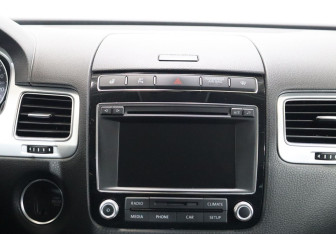 Подержанный автомобиль Volkswagen Touareg 2016 года (20 фото)