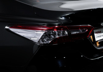 Подержанный автомобиль Toyota Camry Sedan 2021 года (16 фото)