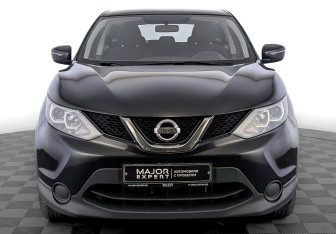 Подержанный автомобиль Nissan Qashqai 2018 года (2 фото)