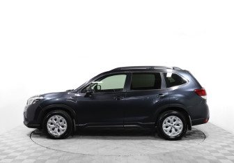 Подержанный автомобиль Subaru Forester Suv 2019 года (8 фото)
