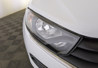 Подержанный автомобиль LADA (ВАЗ) Granta Sedan 2023 года (11 фото)