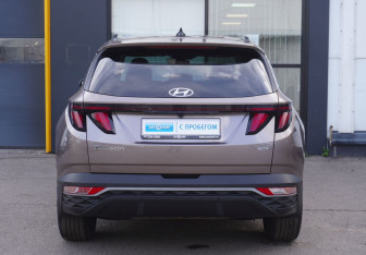 Подержанный автомобиль Hyundai Tucson 2023 года (6 фото)