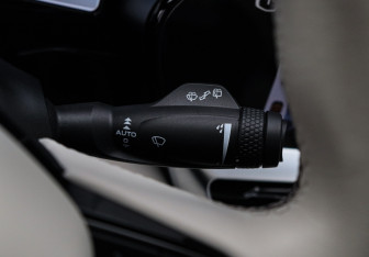 Подержанный автомобиль Geely Monjaro 2023 года (34 фото)