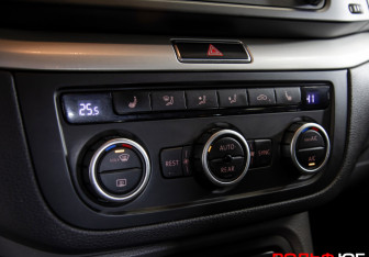 Подержанный автомобиль SEAT Alhambra 2014 года (22 фото)