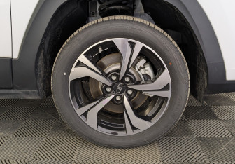 Новый Москвич 3 2023 (12 фото)