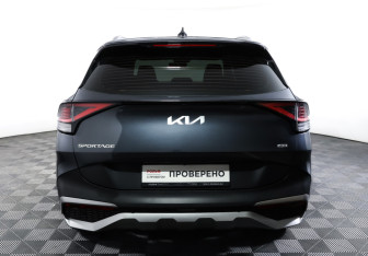 Подержанный автомобиль Kia Sportage 2022 года (6 фото)