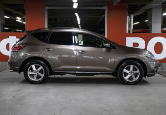 Подержанный автомобиль Nissan Murano Suv 2014 года (4 фото)