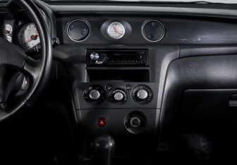 Подержанный автомобиль Mitsubishi Outlander 2007 года (4 фото)