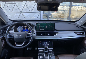 Подержанный автомобиль Chery Tiggo 8 Pro 2021 года (14 фото)