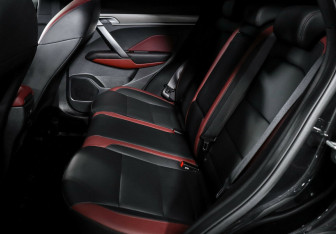 Подержанный автомобиль Belgee X50 2024 года (12 фото)