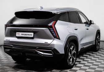 Подержанный автомобиль Geely Atlas 2024 года (5 фото)