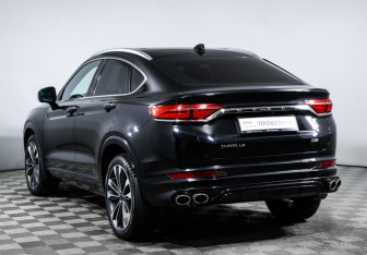 Подержанный автомобиль Geely Tugella 2022 года (7 фото)