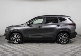 Подержанный автомобиль Kia Seltos 2022 года (8 фото)